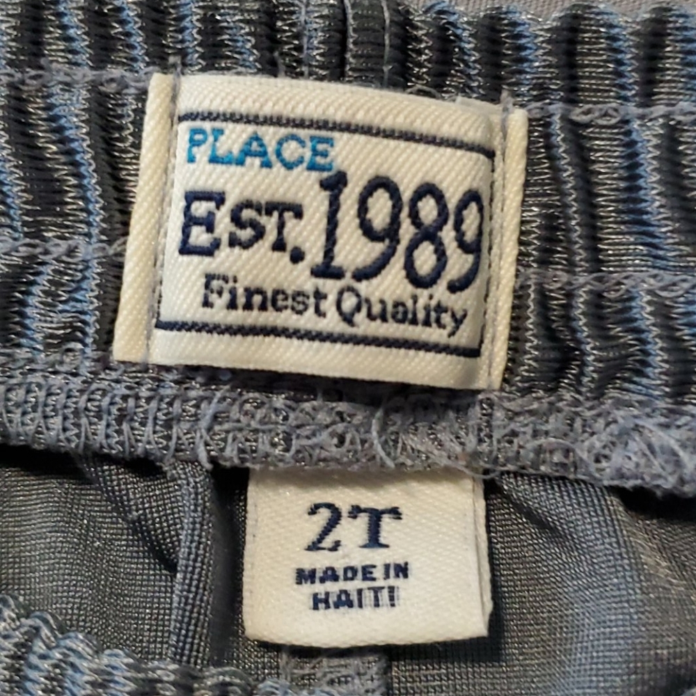 Silver Shorts - Picture 6 of 7